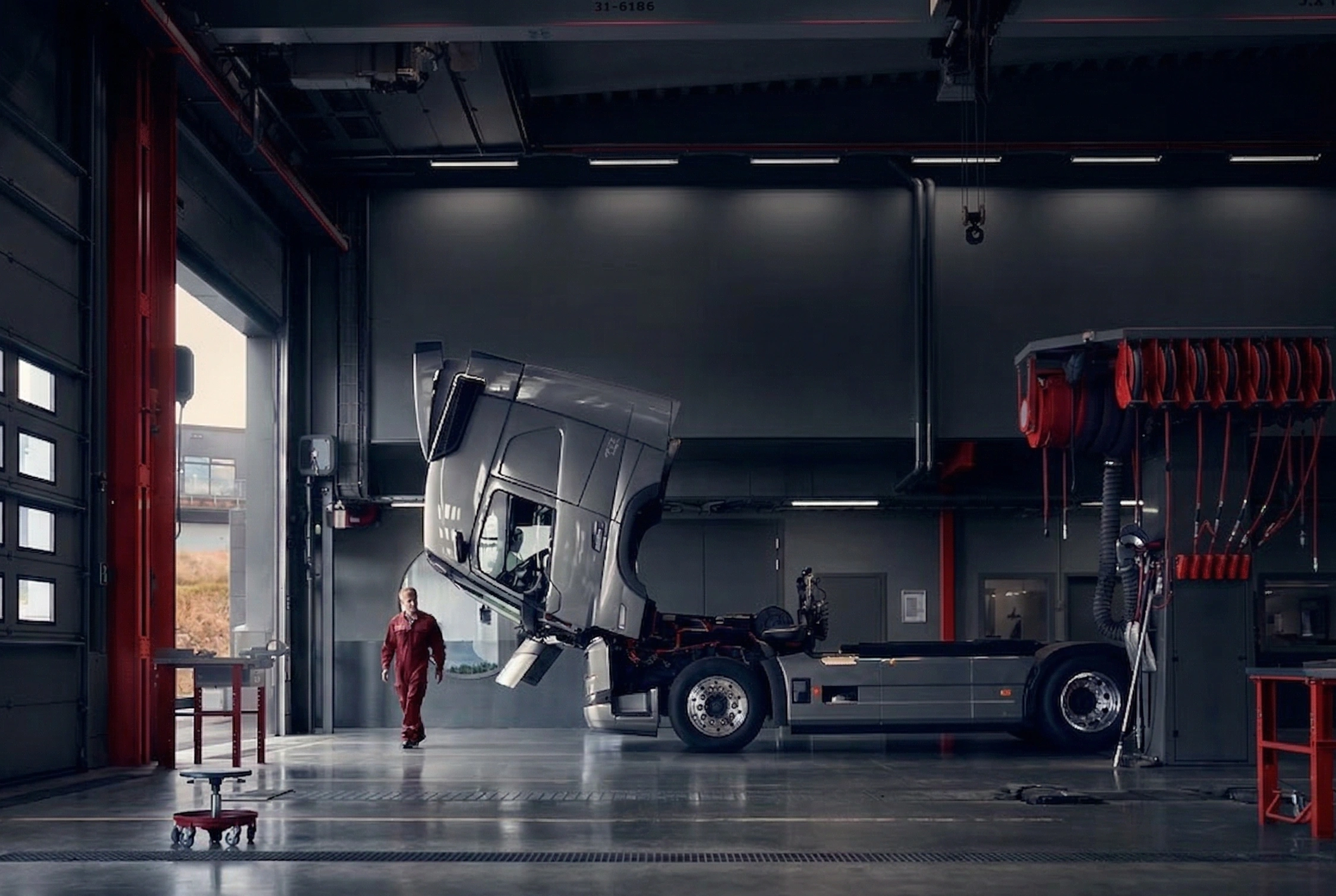 Profesionali vilkikų ir autovežių techninė priežiūra servisuose Lietuvoje bei Vokietijoje (Augsburge)